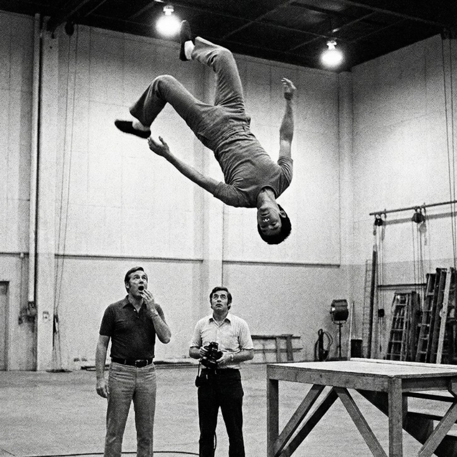 Bruce Lee Was Stopped by a Senator’s Bodyguard at a Washington Event — The Senator Saw Everything