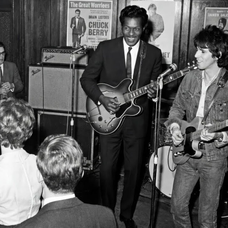 Chuck Berry Gave Keith Richards ONE Guitar Lesson – What He Taught Him Changed Rock Forever