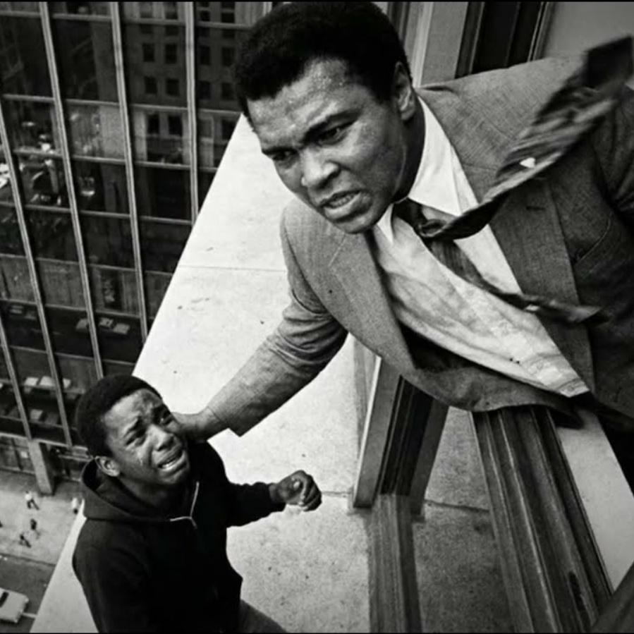Muhammad Ali Did THIS Instead. The Police Couldn’t Stop Him. JJ