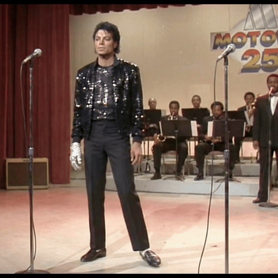 The Media Said Michael Was Just a James Brown Clone – His Motown 25 Response Was LEGENDARY JJ