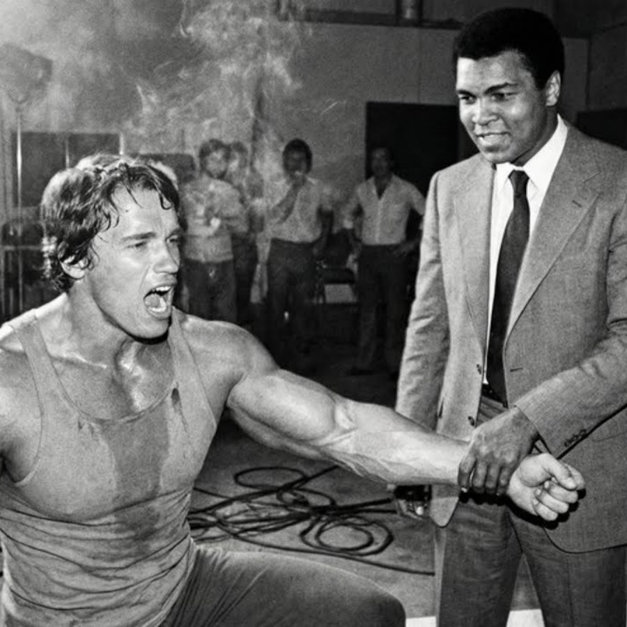 Muhammad Ali HUMBLED Arnold Schwarzenegger With One Touch… JJ