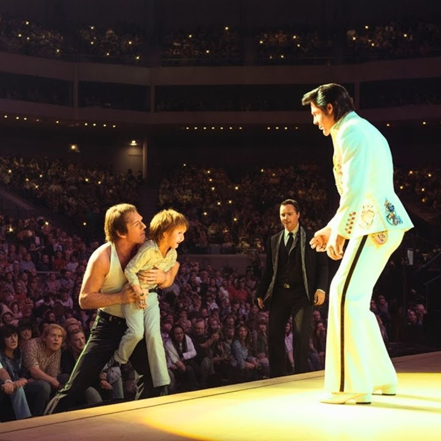 Drunk Father THREATENED Elvis on Stage — What Elvis Did Next Left 15,000 People SPEECHLESS D