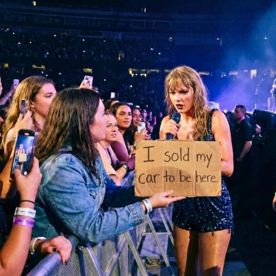 Taylor Swift Saw a Fan’s “I Sold My Car” Sign—and What She Did Next Stunned Everyone JJ