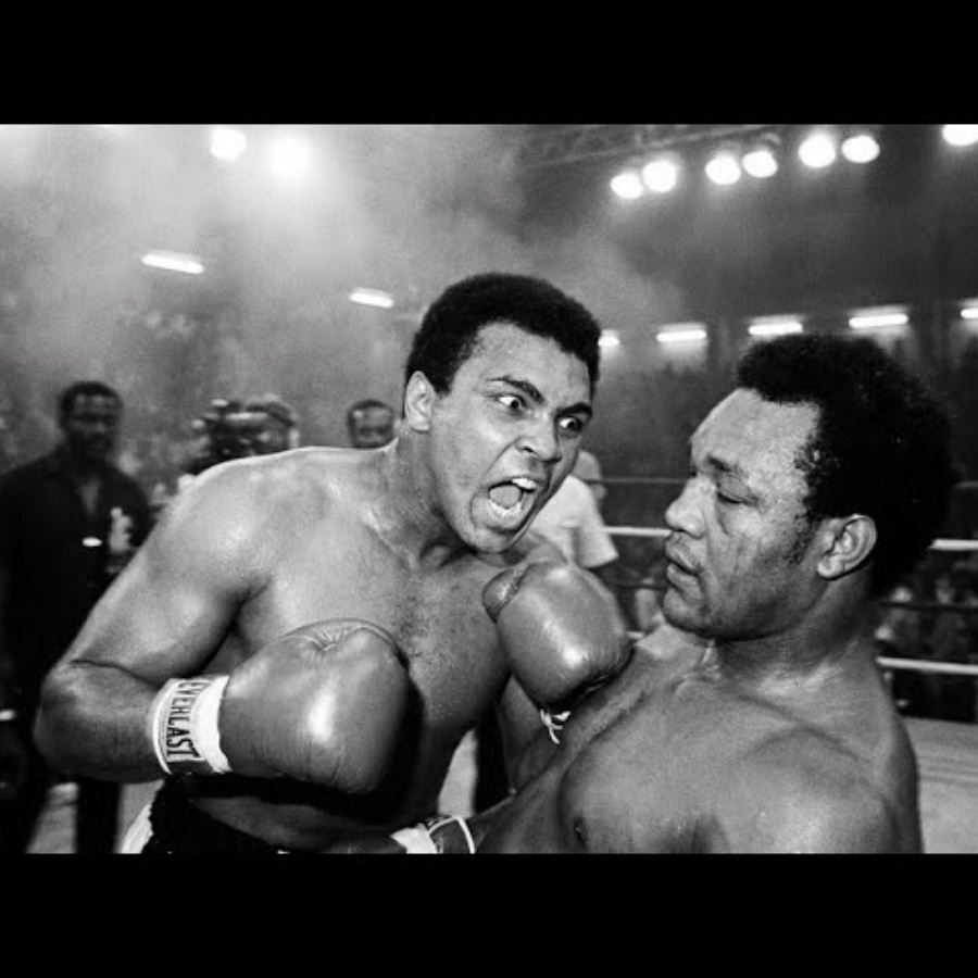 Muhammad Ali WHISPERED 5 Words To George Foreman — The Giant Immediately BROKE DOWN jj